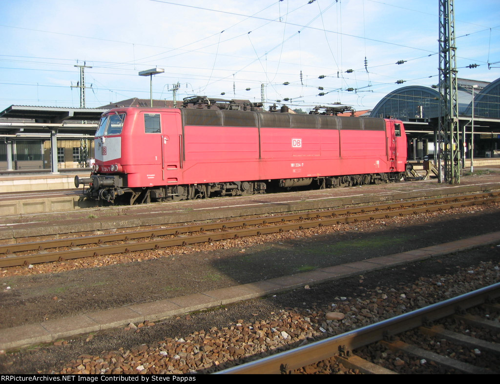 DB 181 class electric at Karlsruehe Bahnhof